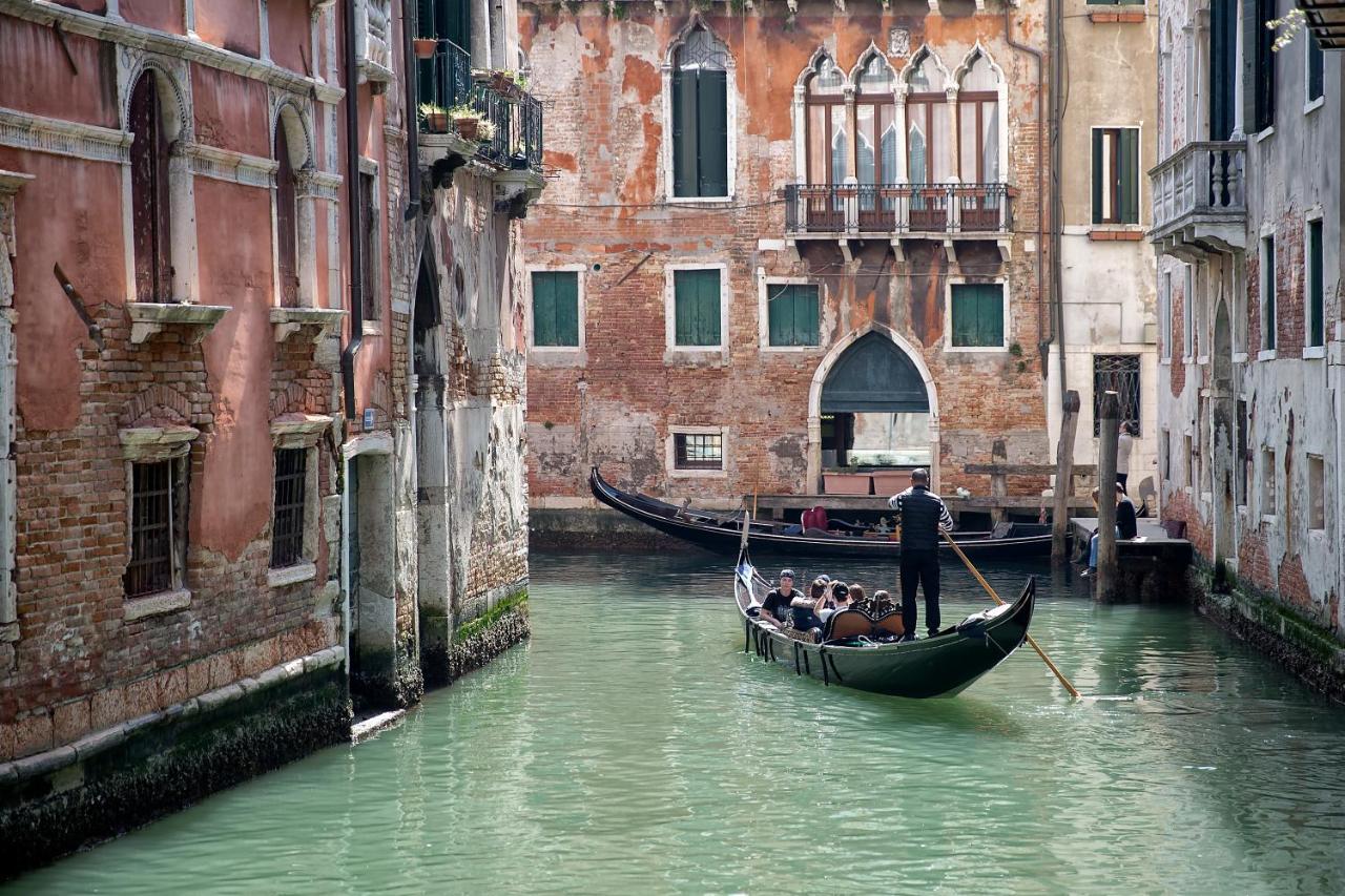 Lejlighed Italiahaus - Ca' Olivo Loft With Canal View In Rialto Venedig