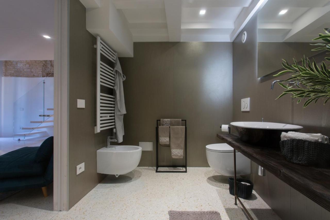 Lejlighed Italiahaus - Ca' Olivo Loft With Canal View In Rialto Venedig