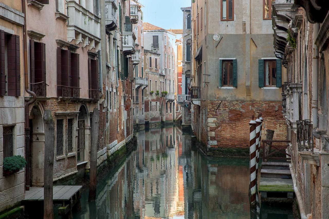 Lejlighed Italiahaus - Ca' Olivo Loft With Canal View In Rialto Venedig